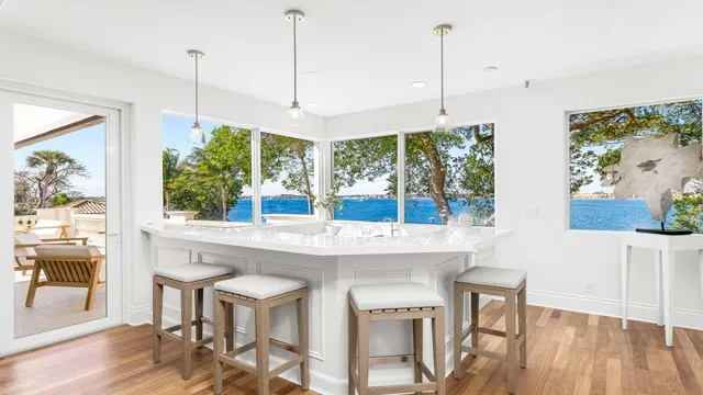 $44,900,000 | 1840 South Ocean Boulevard, Manalapan, FL 33462