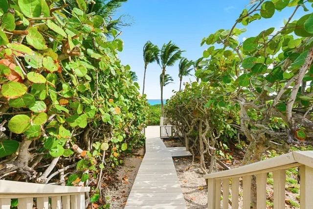 $44,900,000 | 1840 South Ocean Boulevard, Manalapan, FL 33462