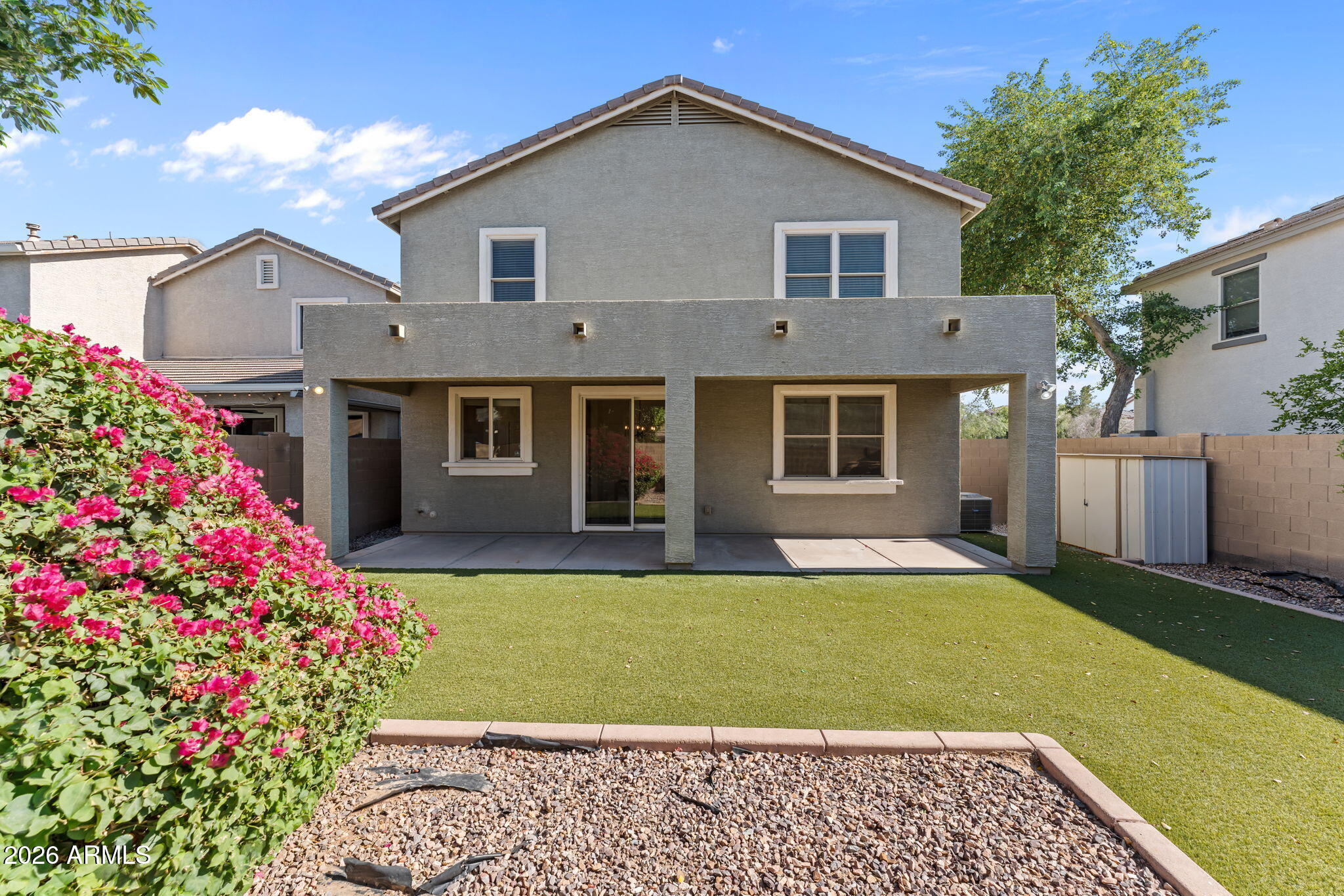 2214 East Fraktur Road Phoenix, AZ 85040 - Photo 2 of 44 48-web-or-mls-DSC05570