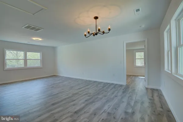 $259,900 | 10061 Kings Highway, Montross, VA 22520