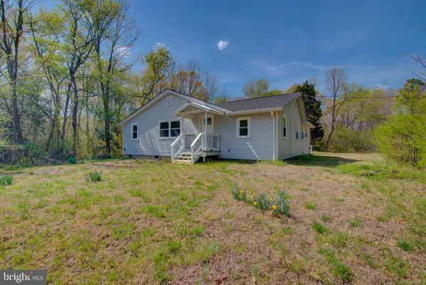 $259,900 | 10061 Kings Highway, Montross, VA 22520