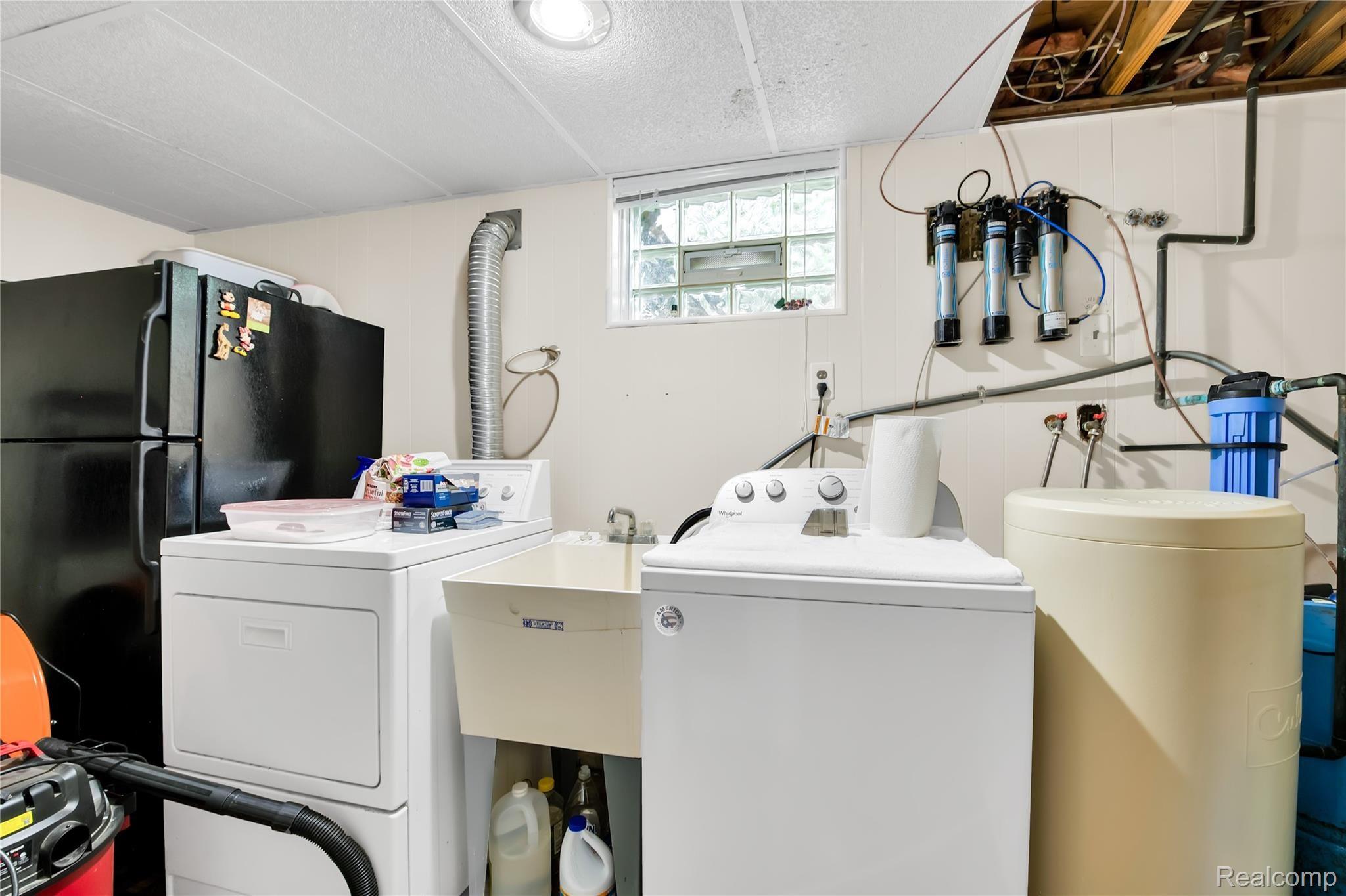 1830 Shoup Road Leonard, MI 48367 - Photo 26 of 40 1830 Leonard - HD Drone Photography-31.jpg