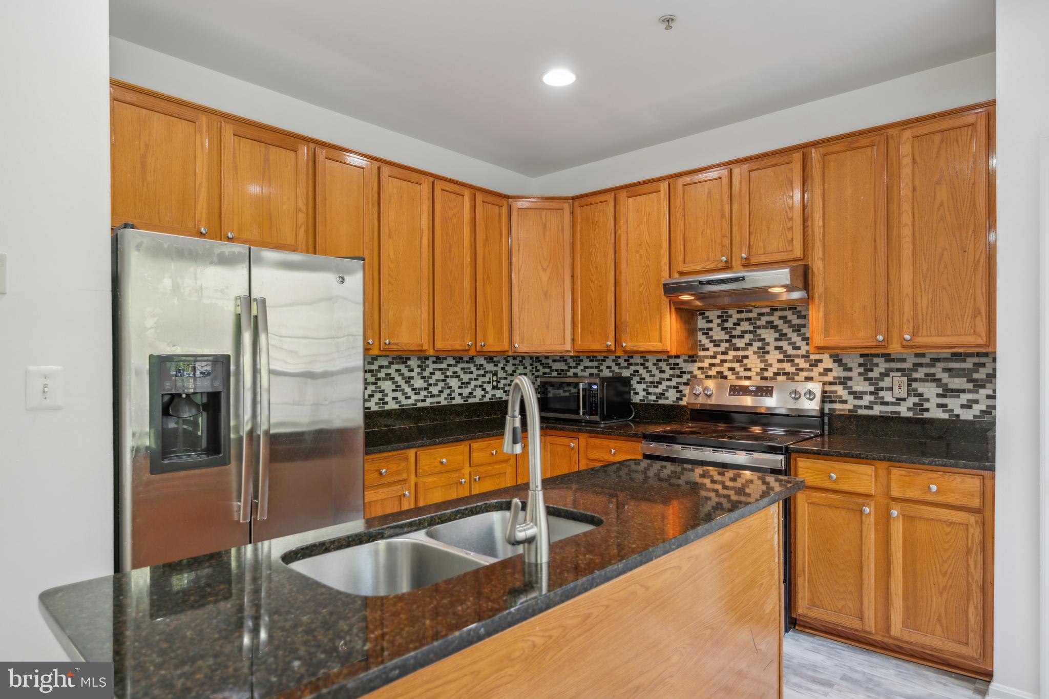 3342 Yellow Flower Road Laurel, MD 20724 - Photo 5 of 13 granite countertops