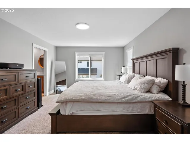 $725,000 | 8102 Northeast 168th Avenue, Vancouver, WA 98682