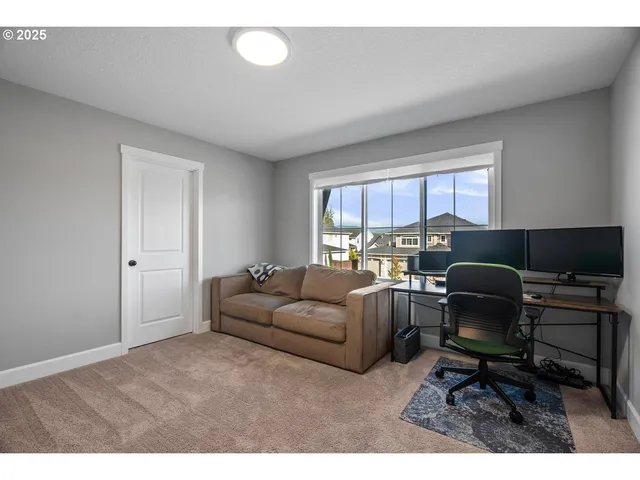 $725,000 | 8102 Northeast 168th Avenue, Vancouver, WA 98682