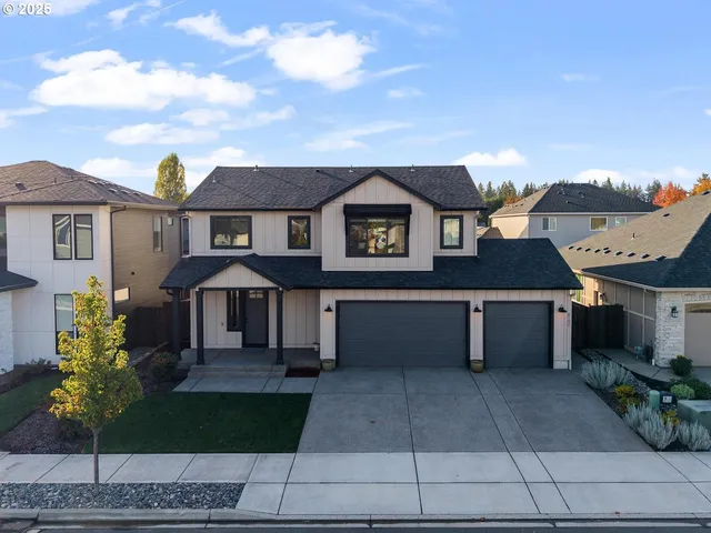 $725,000 | 8102 Northeast 168th Avenue, Vancouver, WA 98682