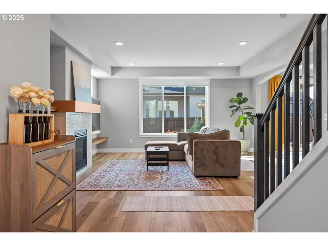 $725,000 | 8102 Northeast 168th Avenue, Vancouver, WA 98682