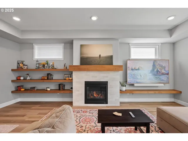 $725,000 | 8102 Northeast 168th Avenue, Vancouver, WA 98682