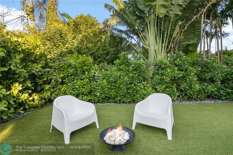 265 West Heather Drive Key Biscayne, FL 33149 - Photo 6 of 55