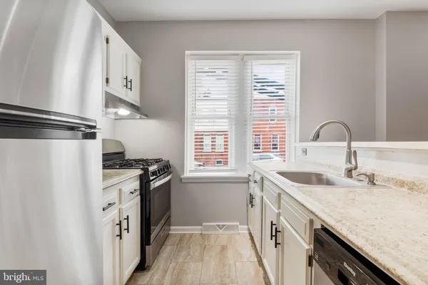 $1,495 | 1726 West 8th Street, Unit 1, Wilmington, DE 19805