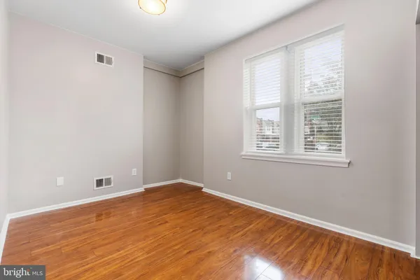 $1,495 | 1726 West 8th Street, Unit 1, Wilmington, DE 19805