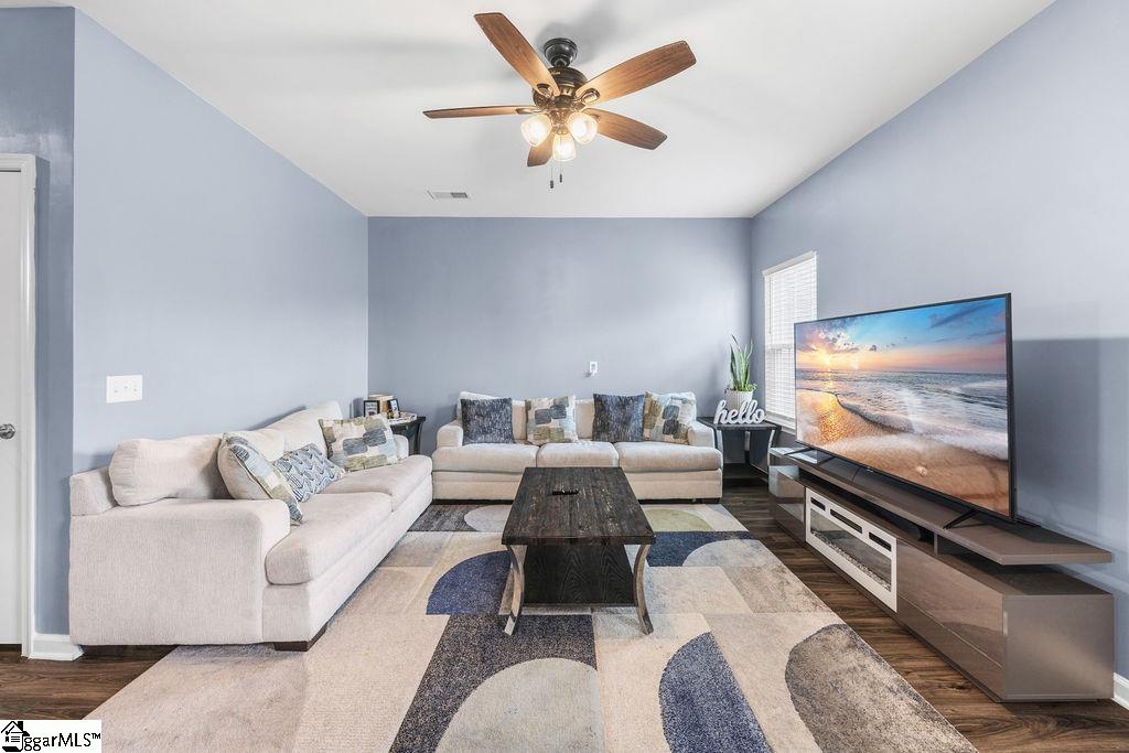 202 Huron Way Greenville, SC 29607 - Photo 10 of 37 Gallery Image 10