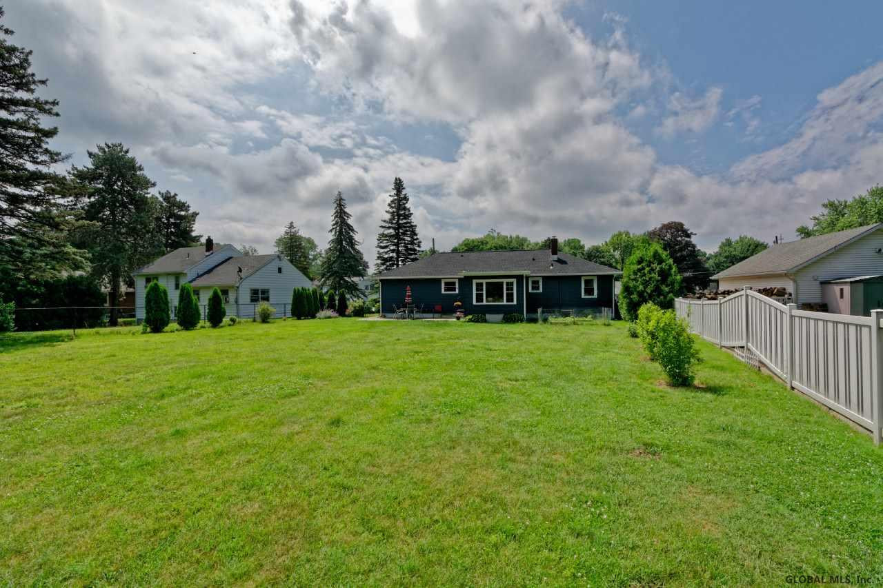 42 Overidge Road Colonie, NY 12110 - Photo 23 of 25 Photo 23