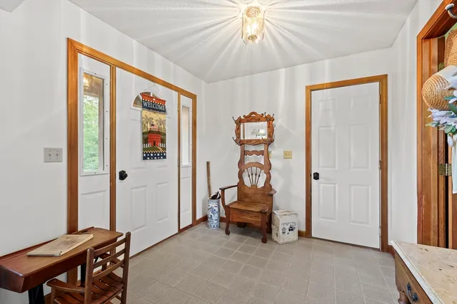 $439,000 | 248 Barton Avenue, Belchertown, MA 01007
