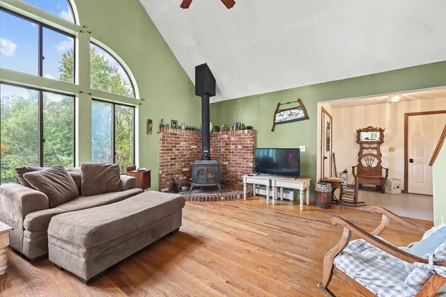 $439,000 | 248 Barton Avenue, Belchertown, MA 01007