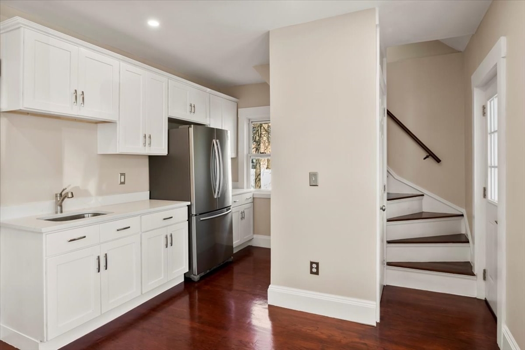 65 Wellington Street Springfield, MA 01109 - Photo 14 of 39 Gallery Image 14