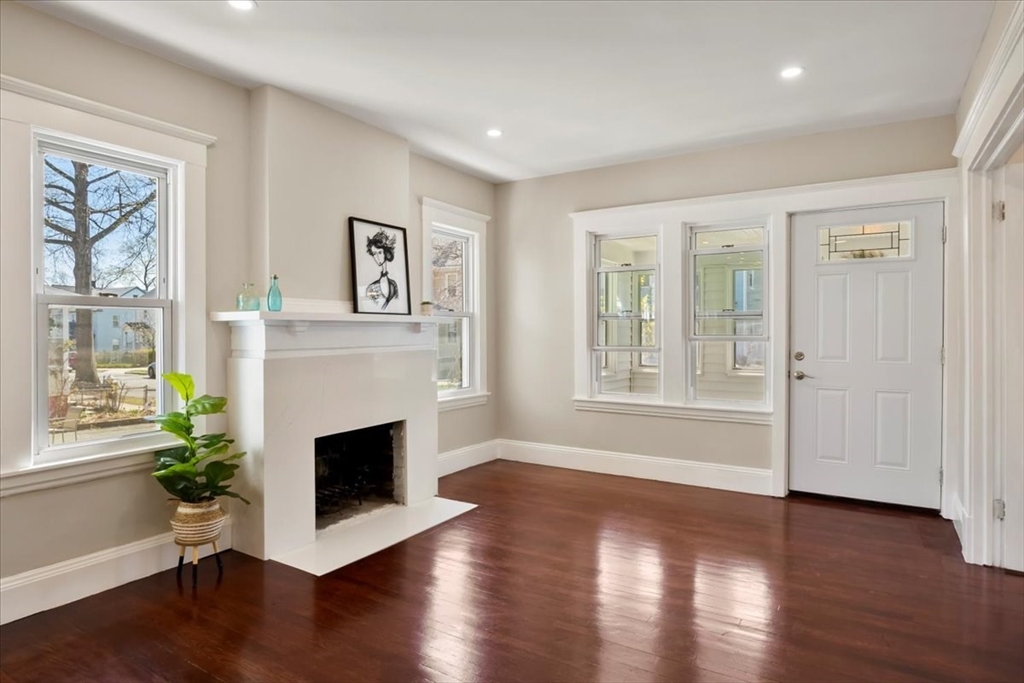 65 Wellington Street Springfield, MA 01109 - Photo 19 of 39 Gallery Image 19