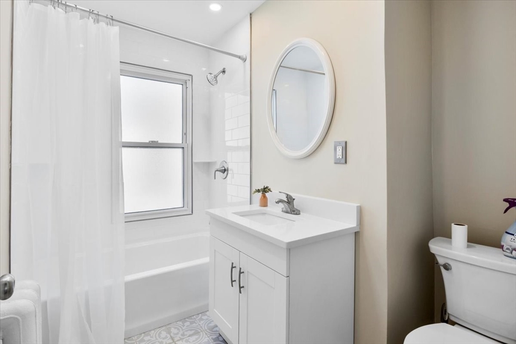 65 Wellington Street Springfield, MA 01109 - Photo 24 of 39 Gallery Image 24