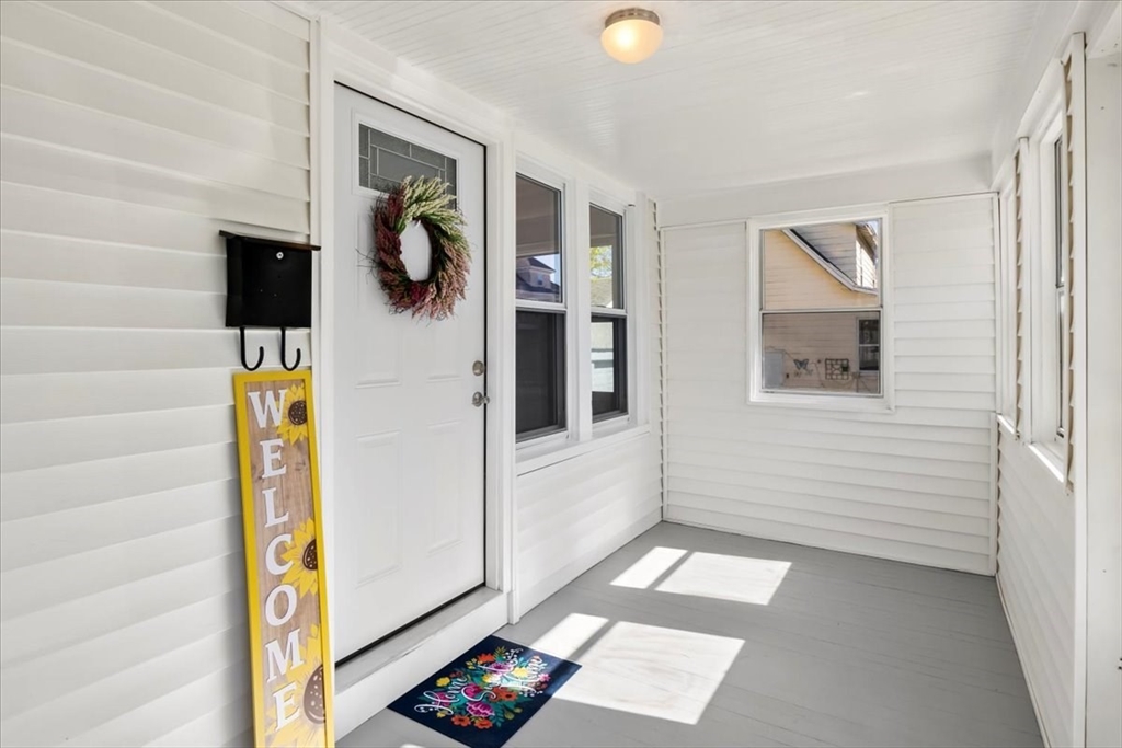 65 Wellington Street Springfield, MA 01109 - Photo 10 of 39 Gallery Image 10