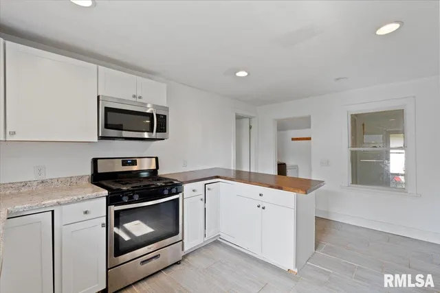 $90,000 | 336 East Ogden Avenue, Geneseo, IL 61254