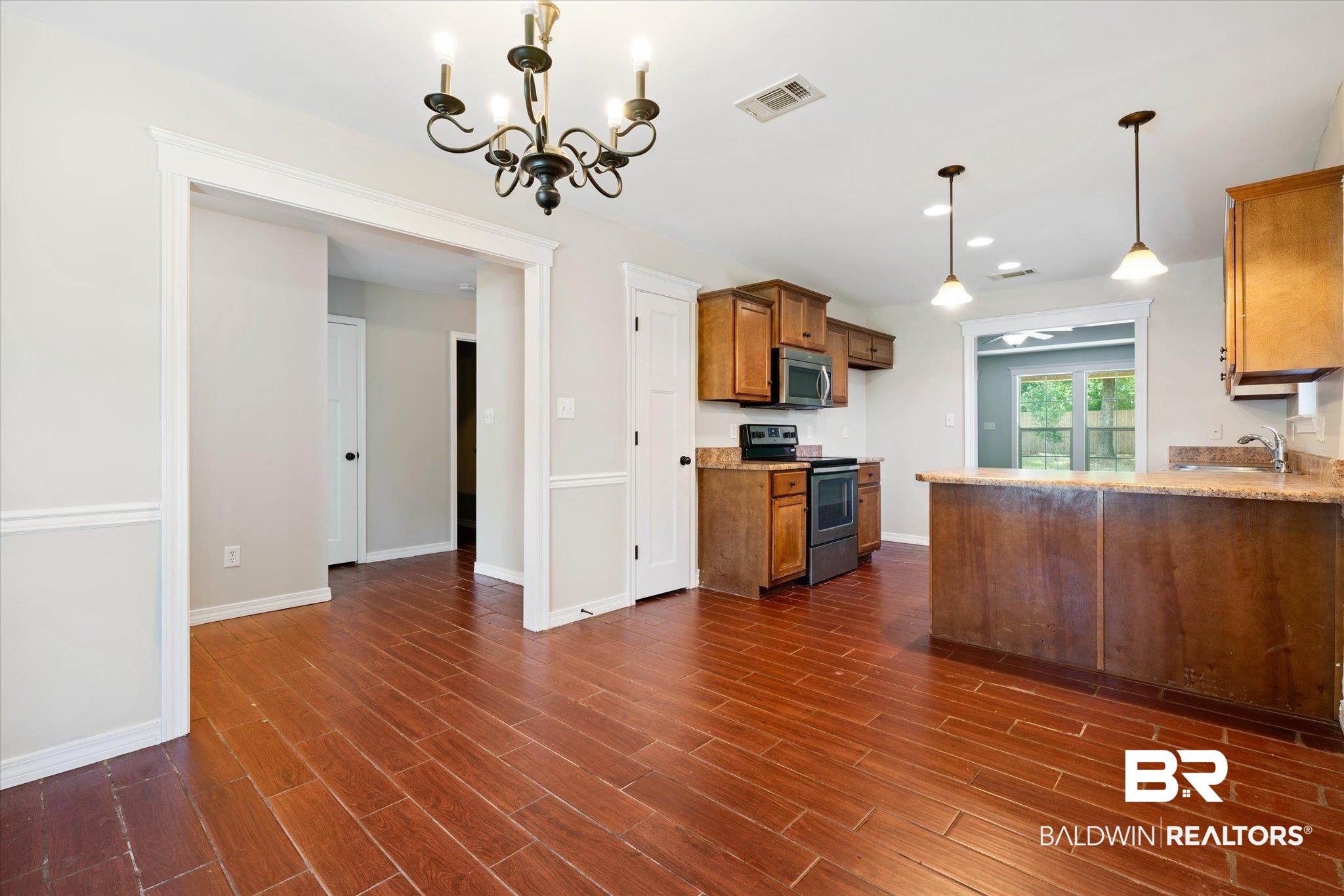 9675 Magnolia Cove Court Semmes, AL 36575 - Photo 3 of 22