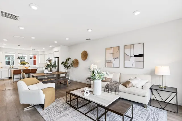 $1,688,000 | 817 Galt Terrace, Unit 4, Sunnyvale, CA 94085