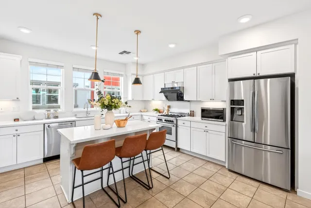 $1,688,000 | 817 Galt Terrace, Unit 4, Sunnyvale, CA 94085