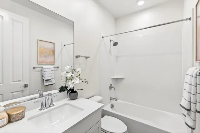 $1,688,000 | 817 Galt Terrace, Unit 4, Sunnyvale, CA 94085