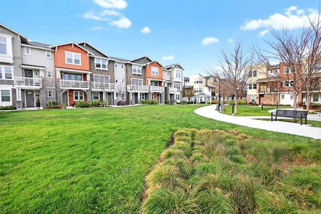 $1,688,000 | 817 Galt Terrace, Unit 4, Sunnyvale, CA 94085