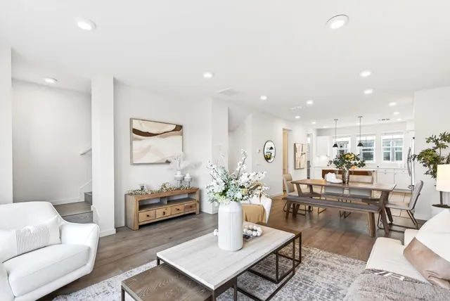 $1,688,000 | 817 Galt Terrace, Unit 4, Sunnyvale, CA 94085