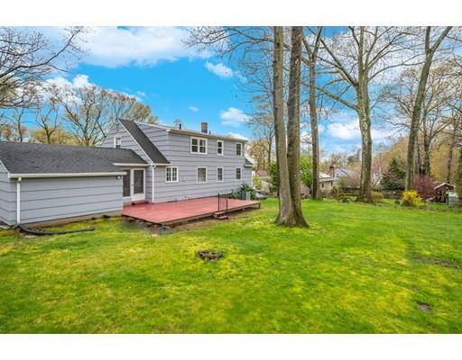 86 Hadley Street Springfield, MA 01118 - Photo 3 of 29 a view of a house with a backyard