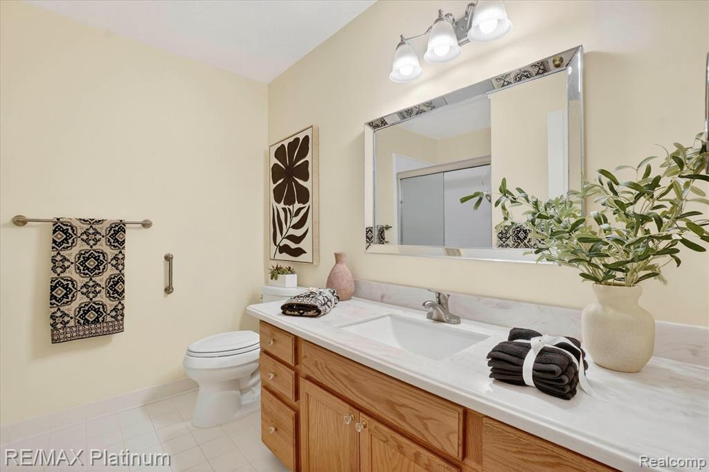 3341 Dewdrop Lane Howell, MI 48843 - Photo 23 of 46