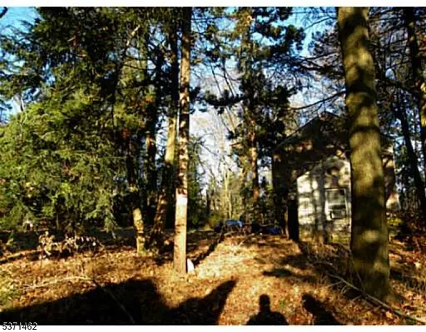 $1,400,000 | 3241 Highway 27, Franklin Park, NJ 08823