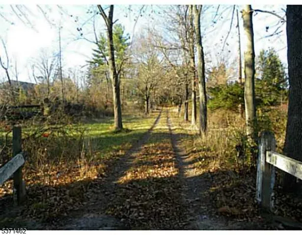 $1,400,000 | 3241 Highway 27, Franklin Park, NJ 08823