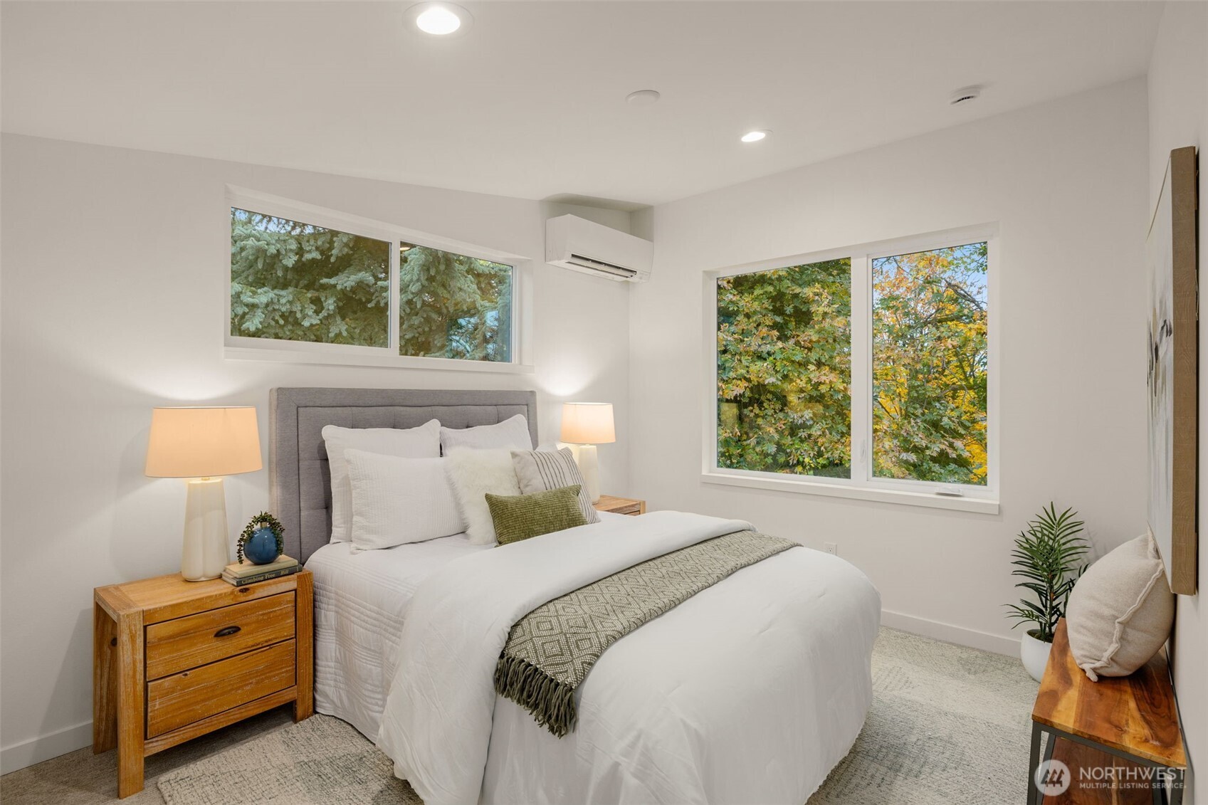 4411 21st Avenue Southwest Seattle, WA 98106 - Photo 14 of 25