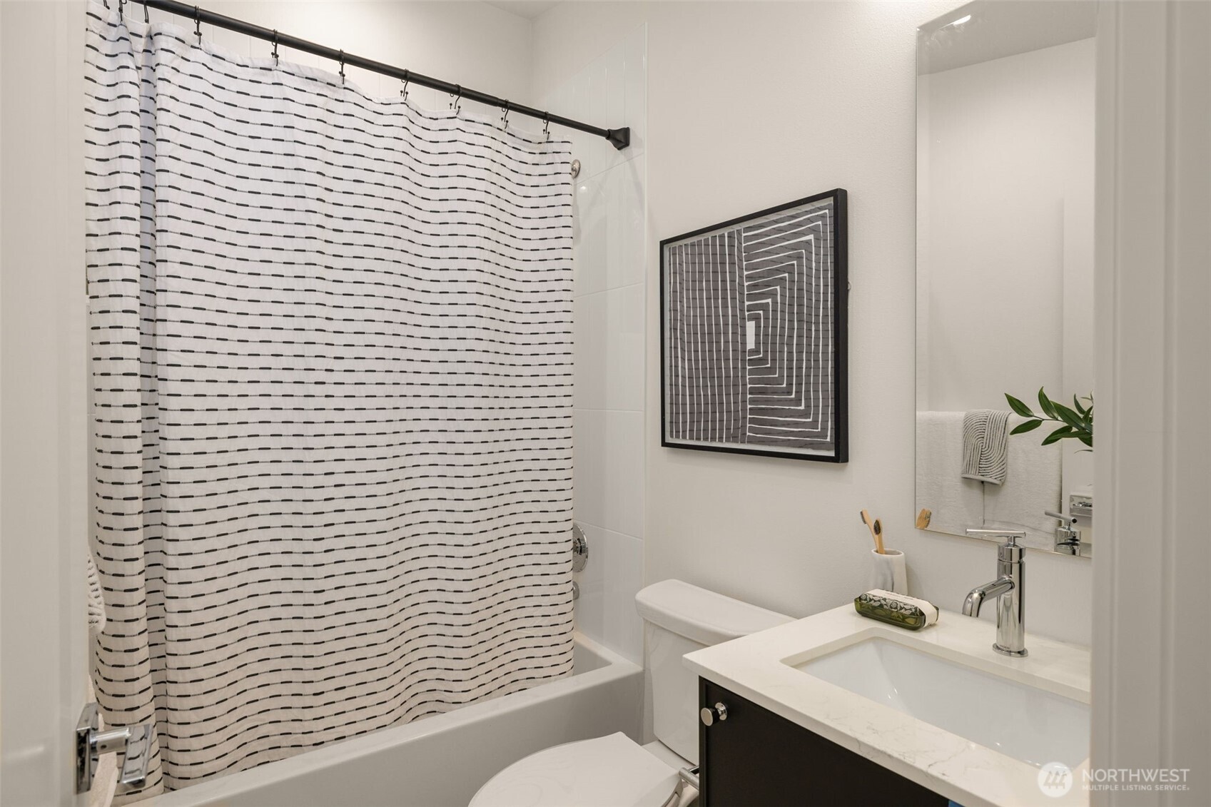 4411 21st Avenue Southwest Seattle, WA 98106 - Photo 20 of 25