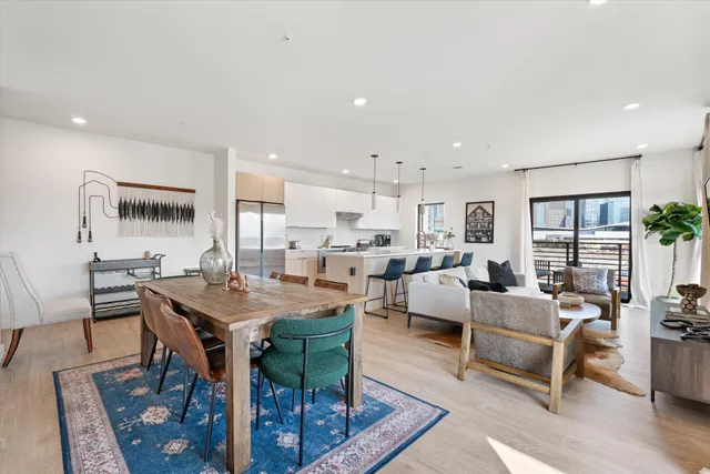 $1,425,000 | 635 7th Avenue South, Unit 309, Nashville, TN 37203