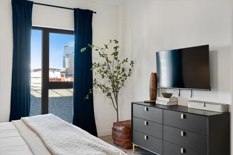 $1,425,000 | 635 7th Avenue South, Unit 309, Nashville, TN 37203