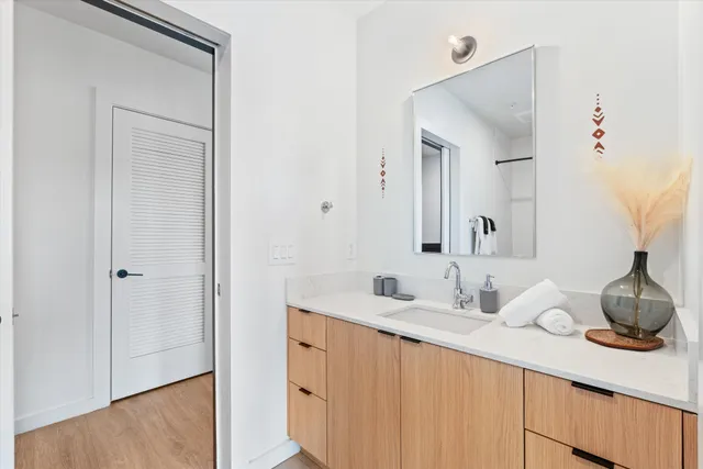 $1,425,000 | 635 7th Avenue South, Unit 309, Nashville, TN 37203