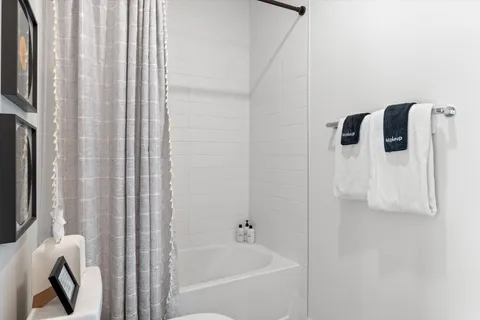 $1,425,000 | 635 7th Avenue South, Unit 309, Nashville, TN 37203