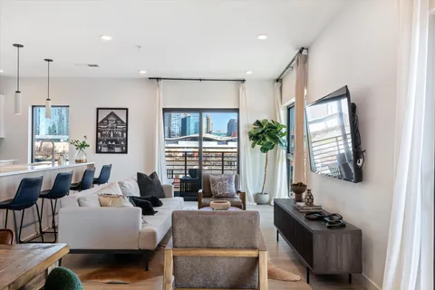 $1,425,000 | 635 7th Avenue South, Unit 309, Nashville, TN 37203