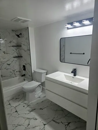 $2,550 | 4204 Waterview Circle, Palm Springs, FL 33461