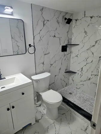 $2,550 | 4204 Waterview Circle, Palm Springs, FL 33461