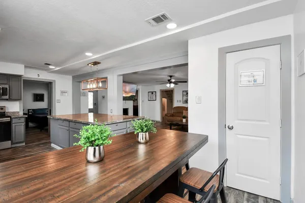 $9,500 | 15711 Creekhaven Drive, Houston, TX 77084