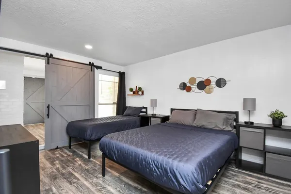 $9,500 | 15711 Creekhaven Drive, Houston, TX 77084