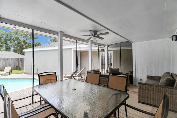 $9,500 | 15711 Creekhaven Drive, Houston, TX 77084