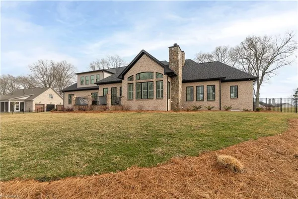 $1,695,000 | 7955 Valley View Drive, Clemmons, NC 27012