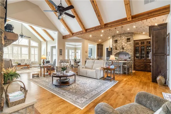 $1,695,000 | 7955 Valley View Drive, Clemmons, NC 27012