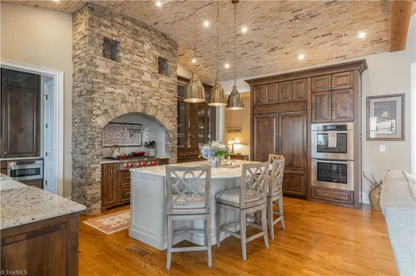 $1,695,000 | 7955 Valley View Drive, Clemmons, NC 27012