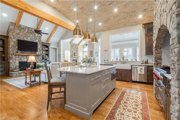 $1,695,000 | 7955 Valley View Drive, Clemmons, NC 27012